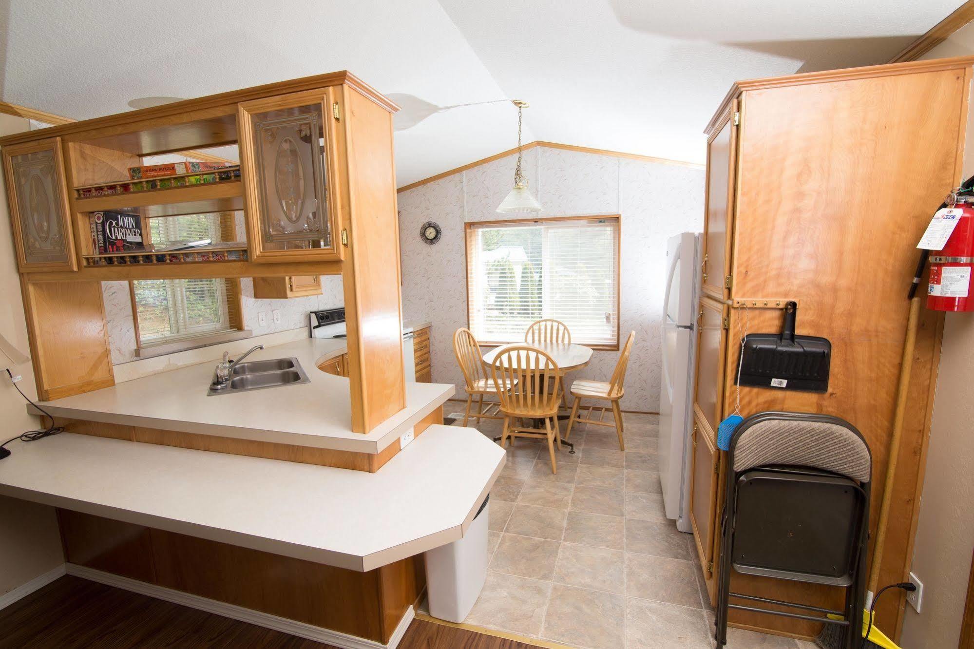 Whaler'S Rest Rv & Camping Resort Holiday Beach Экстерьер фото